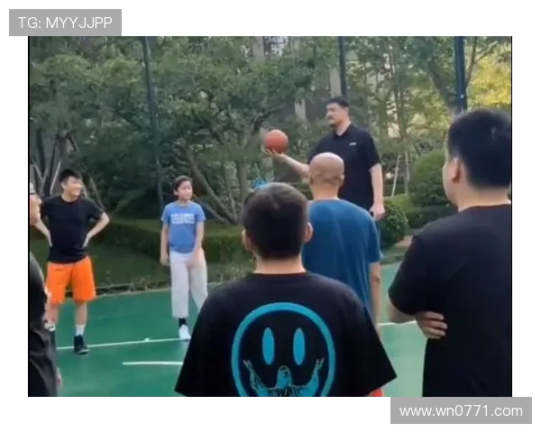 吴强独家解析足球技巧与战术分享助你提升球技与比赛理解 吴强独家解析足球技巧与战术分享助你提升球技与比赛理解