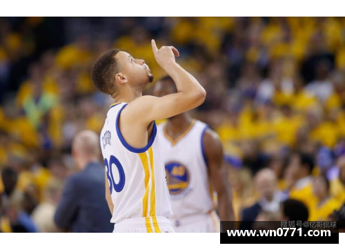 NBA亚瑟士：揭示他在现代篮球战术中的终极作用与影响